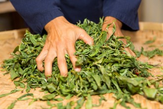 rolling tea